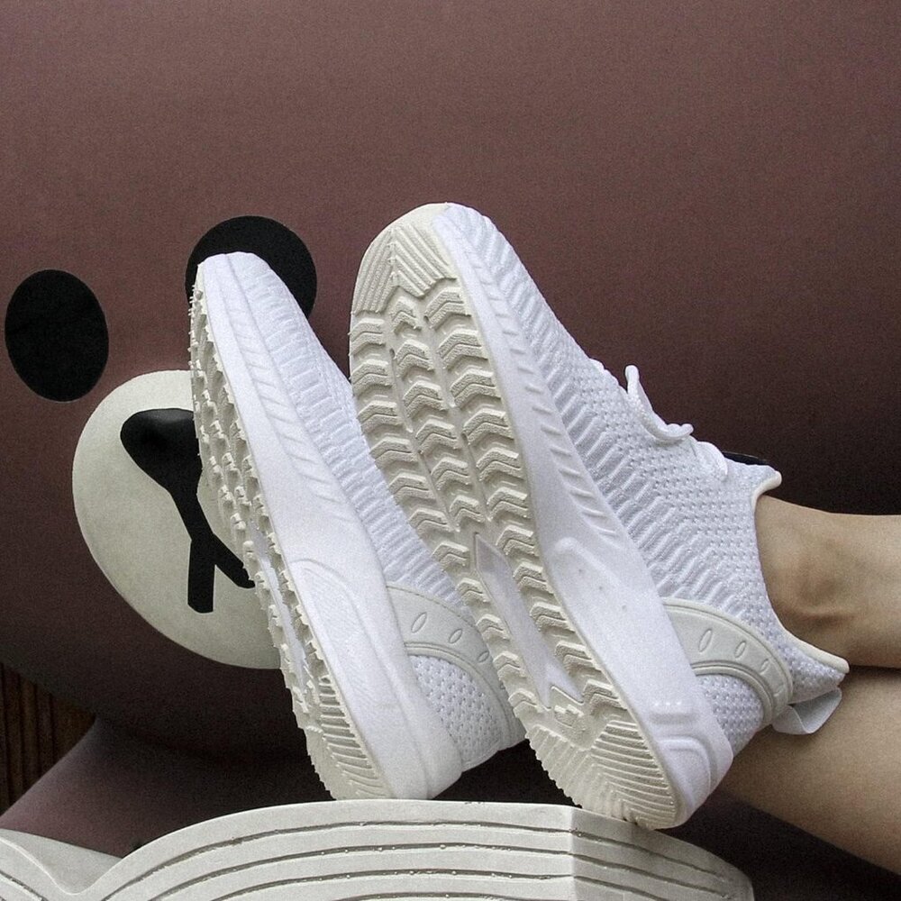 Women's Light White Lightweight Casual Breathable Mesh Walking Sneakers - Picture 2 of 6